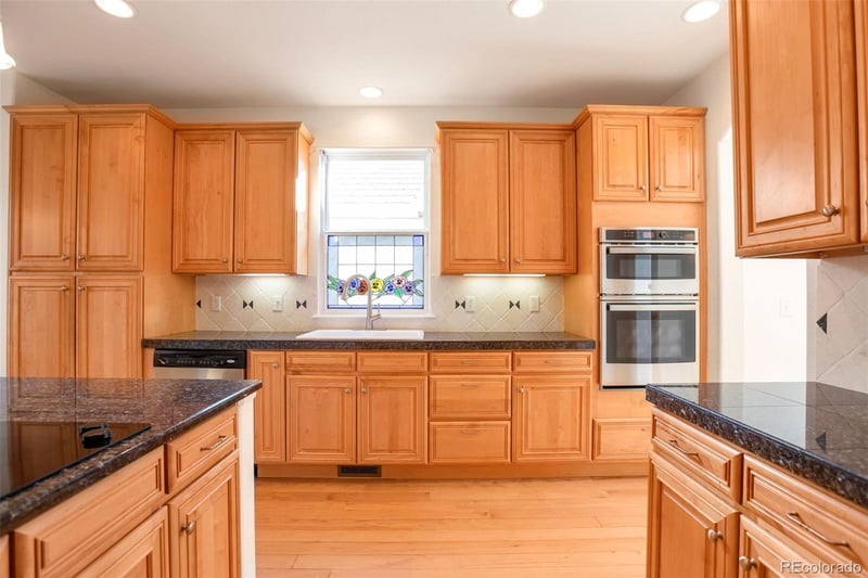 844 Windflower Dr, Longmont, CO 80504