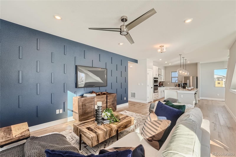 15290 69th Pl, Arvada, CO 80007