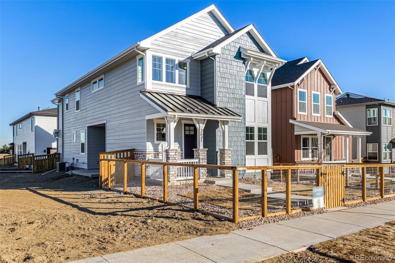 2631 102nd Pl, Thornton, CO 80229
