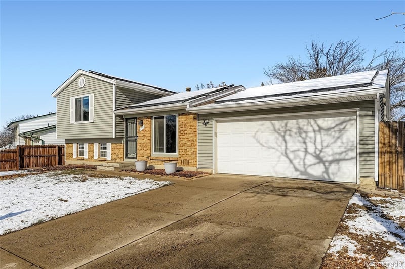 17955 Bails Pl, Aurora, CO 80017