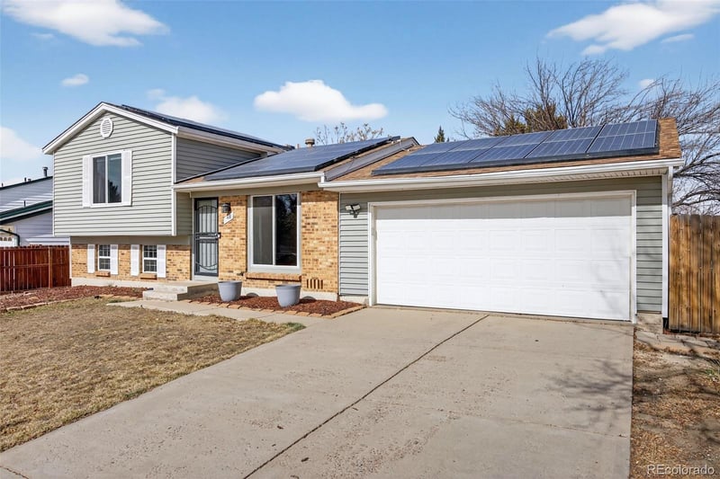 17955 Bails Pl, Aurora, CO 80017