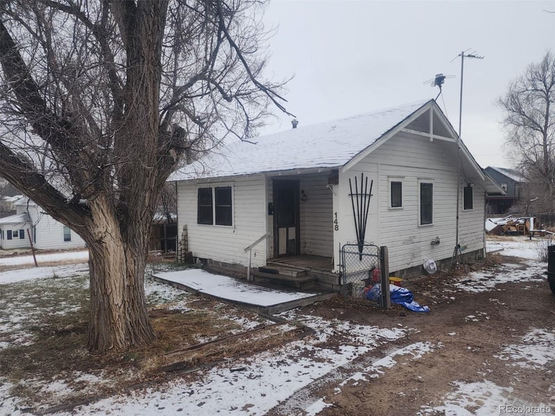 148 W Elm St, Elizabeth, CO 80107