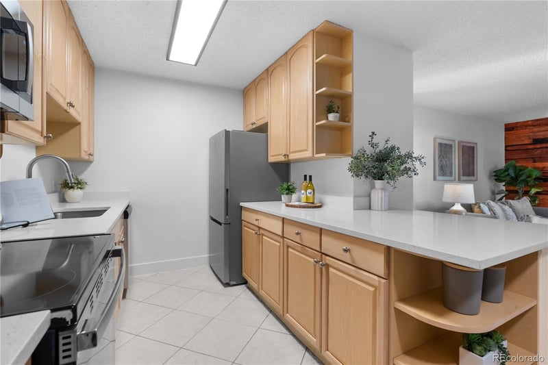 2225 Jasmine St #103, Denver, CO 80222