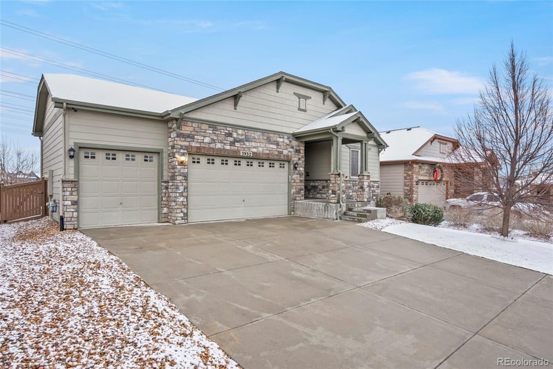 3932 Desert Ridge Cir, Castle Rock, CO 80108