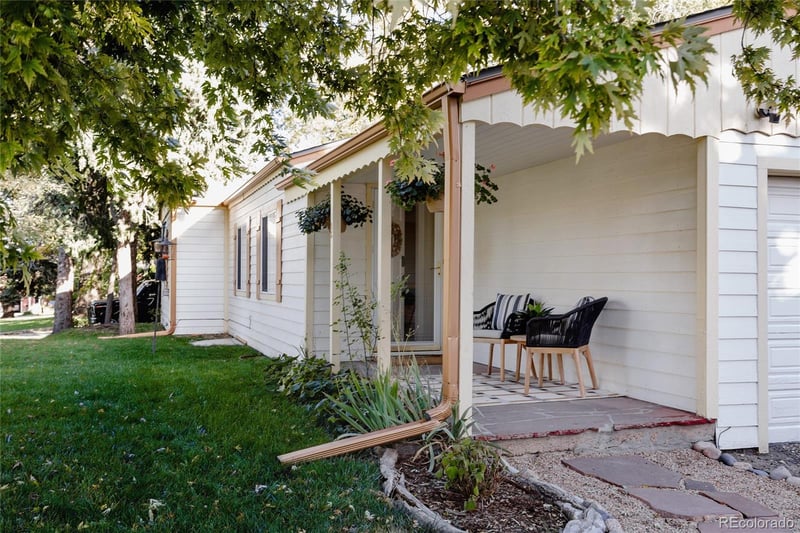 16 Lakewood Heights Dr, Lakewood, CO 80215