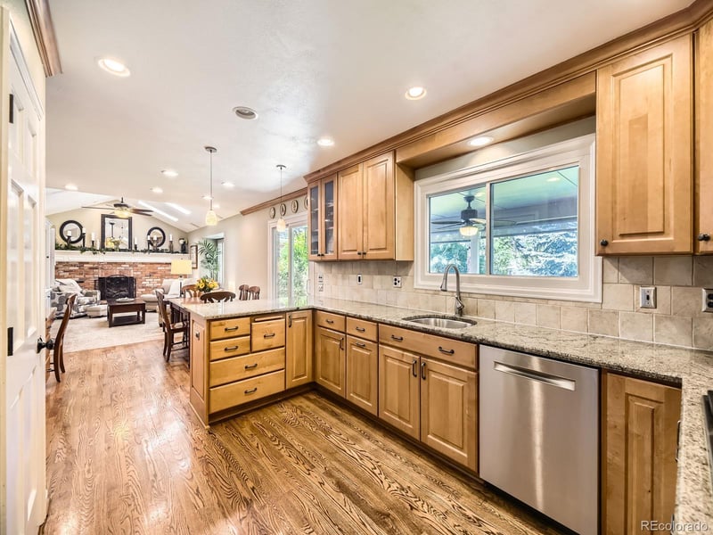 7782 Louthan St, Littleton, CO 80120