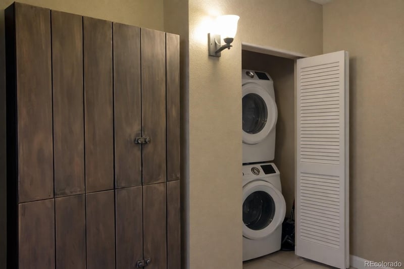 15475 Andrews Dr #304, Denver, CO 80239