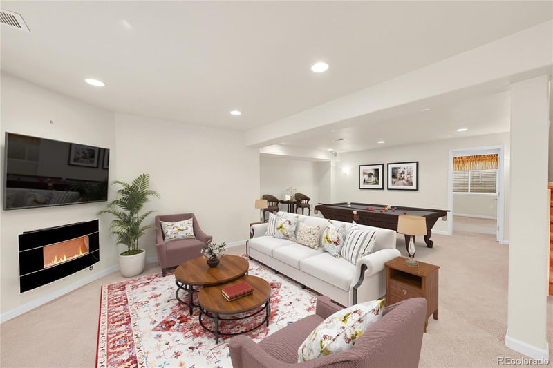 3729 Doral Dr, Longmont, CO 80503