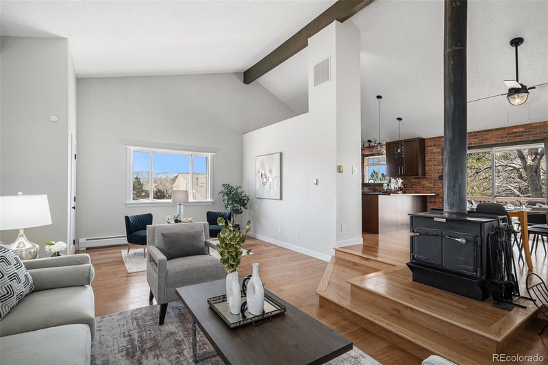 2812 Davies Dr, Littleton, CO 80120