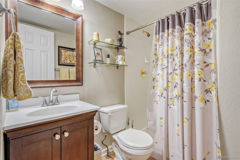 2562 108th Pl, Denver, CO 80234