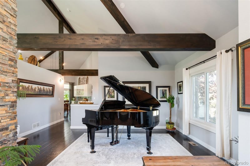 990 Glen Oaks Ave, Castle Pines, CO 80108