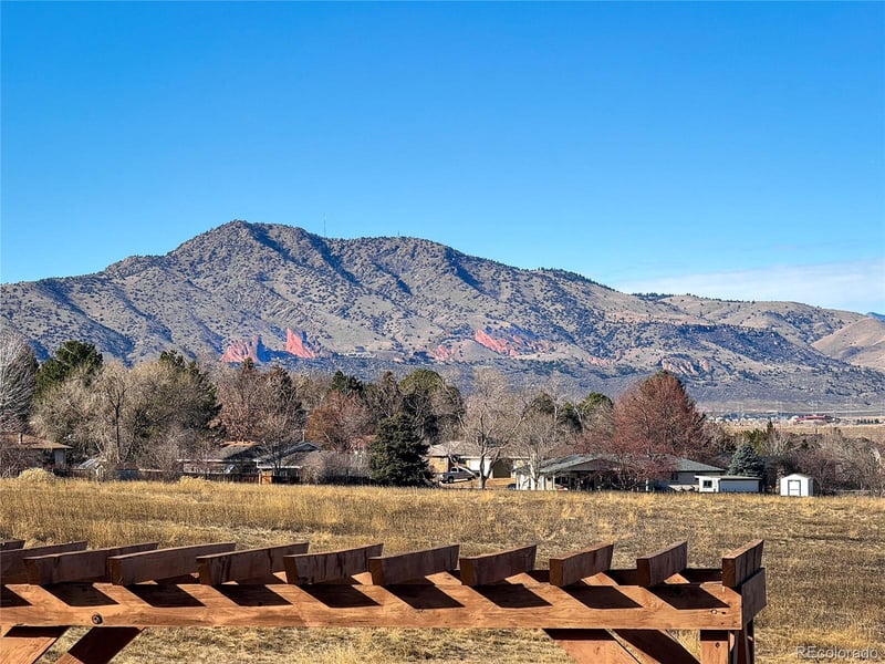 10737 Tufts Dr, Littleton, CO 80127