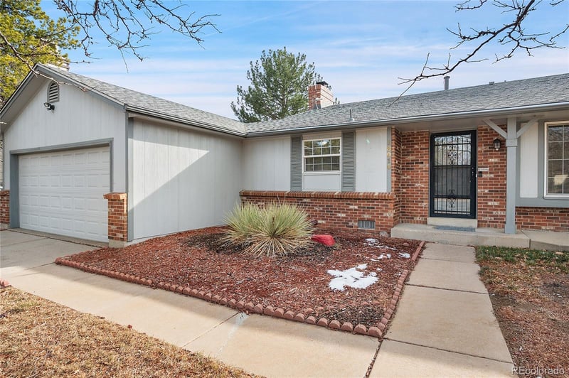 18010 Pacific Pl, Aurora, CO 80013