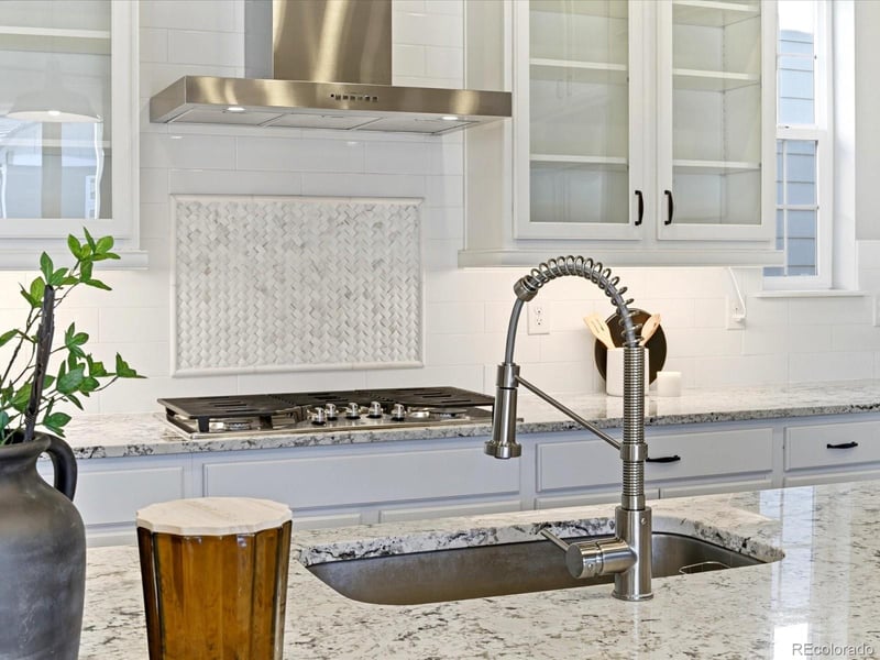 6579 Vaughn St, Centennial, CO 80111