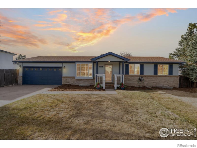 2701 Jasper St, Aurora, CO 80013