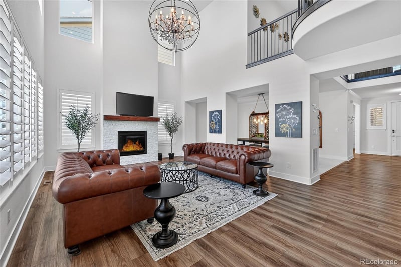 6810 Valleyhead Ct, Aurora, CO 80016