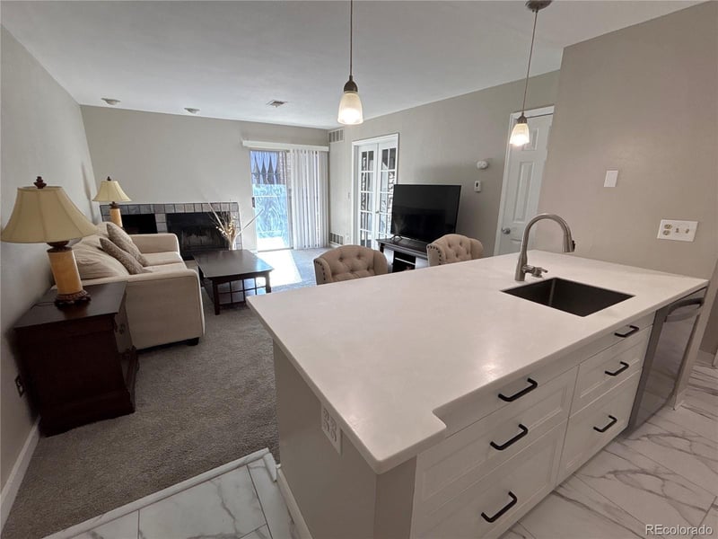 2575 Syracuse Way #J102, Denver, CO 80231