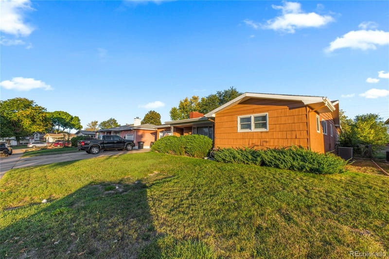 171 Fordham Cir, Pueblo, CO 81005