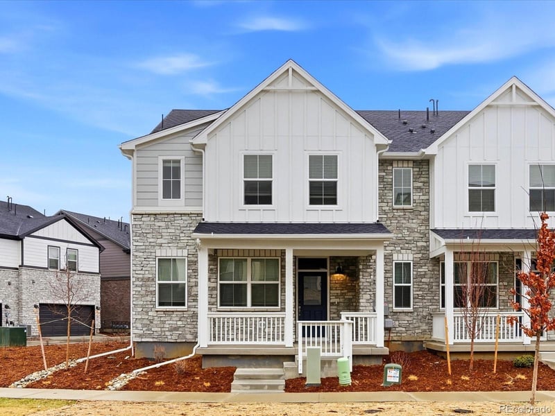 22155 7th Pl, Aurora, CO 80018