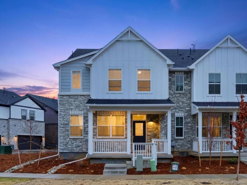 22155 7th Pl, Aurora, CO 80018