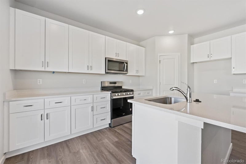 4540 Blue Grama Dr, Dacono, CO 80514