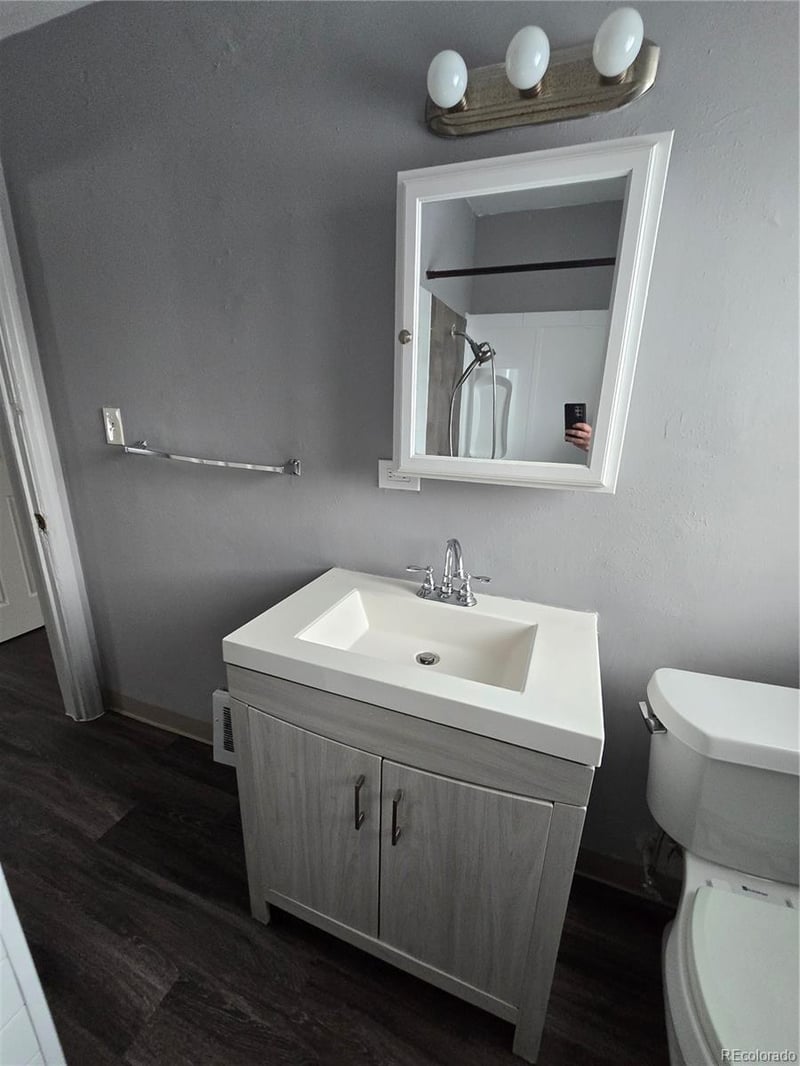 1782 Boston St, Aurora, CO 80010