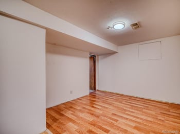 4994 Scranton Ct, Denver, CO 80239