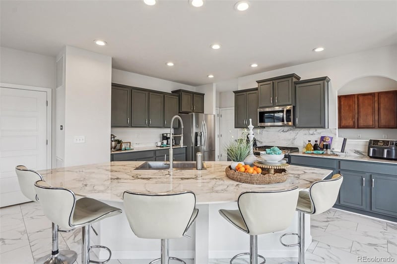 12339 Syracuse St, Thornton, CO 80602