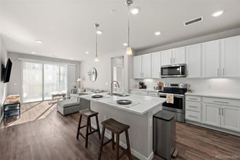 400 Fremont Pl #204, Littleton, CO 80122