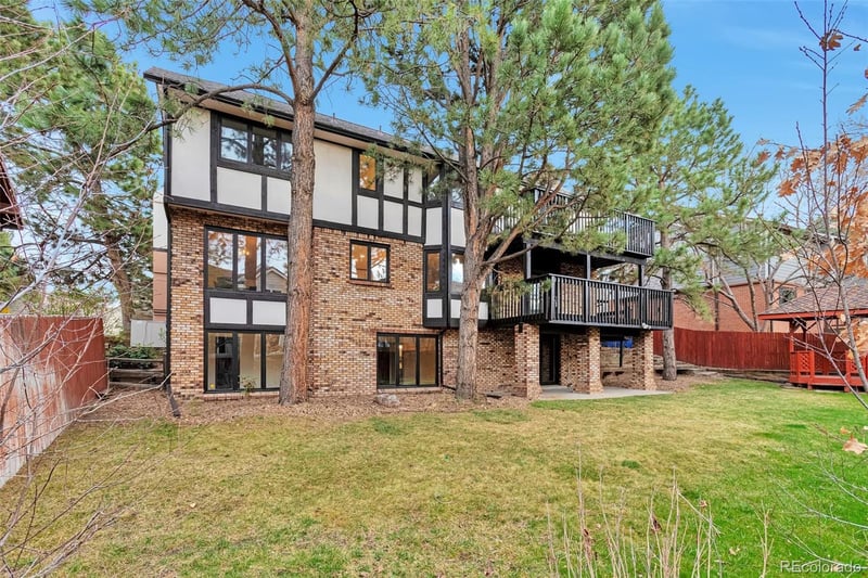 4853 Crystal St, Aurora, CO 80015