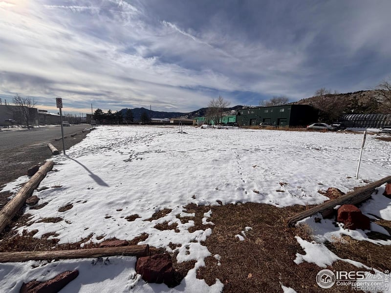 4893 Broadway St, Boulder, CO 80304