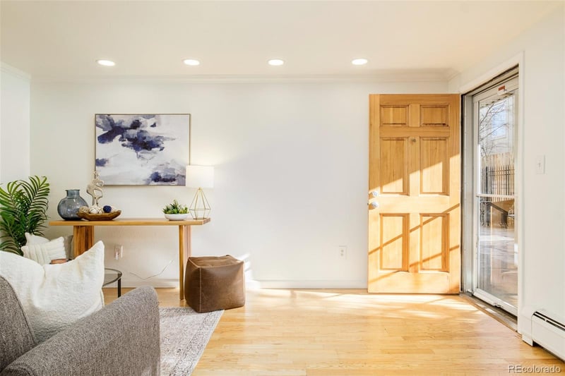 1135 Elizabeth St #105, Denver, CO 80206