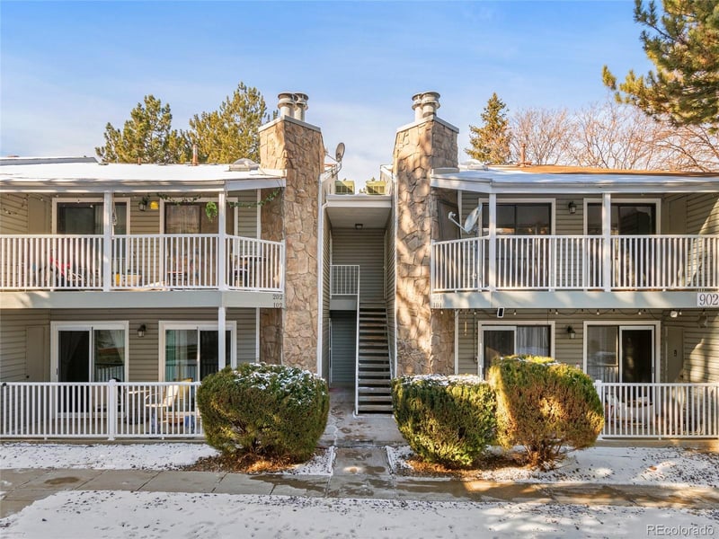902 Walden St #102, Aurora, CO 80017