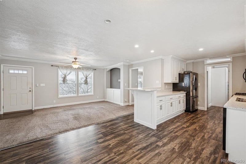 1801 92nd Ave, Denver, CO 80260
