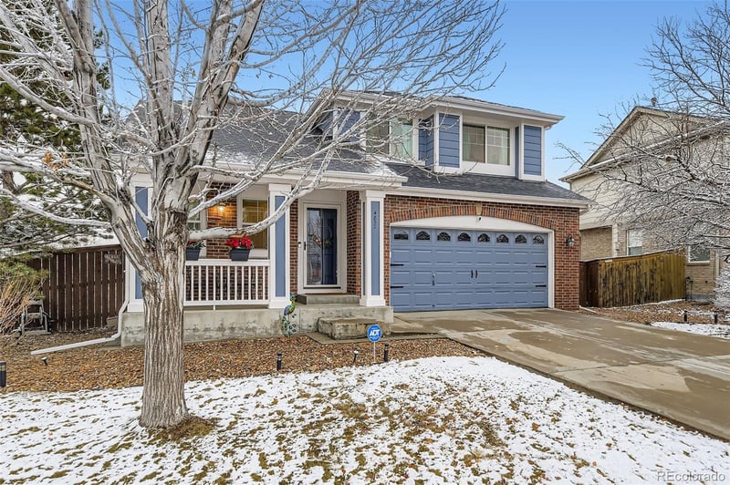 4852 Fultondale Way, Aurora, CO 80016