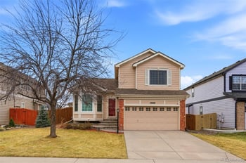 18988 Crestridge Cir, Aurora, CO 80015