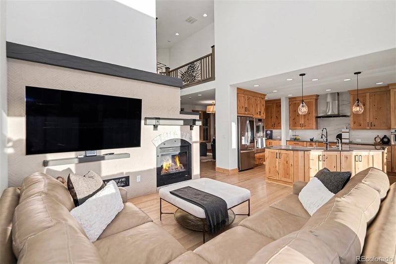 9323 Sori Ln, Highlands Ranch, CO 80126