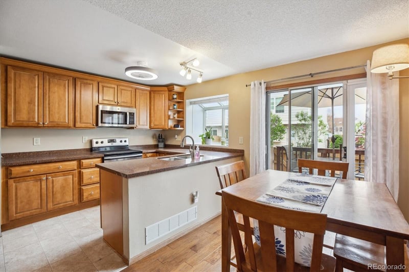 7665 Steele St, Centennial, CO 80122