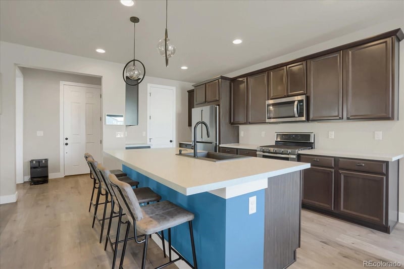 8147 Sterling Ranch Ave, Littleton, CO 80125