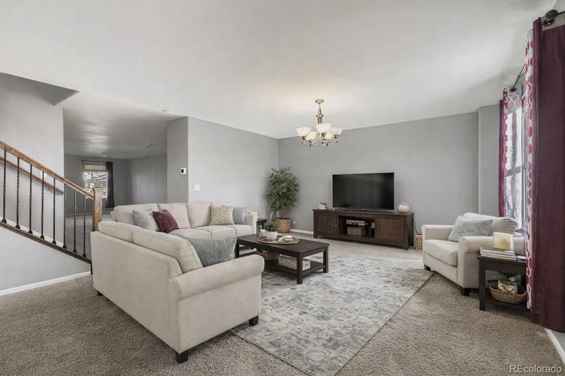 5528 Lewiston Ct, Denver, CO 80239