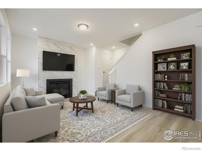 735 Nob Hill Ln, Fort Collins, CO 80524