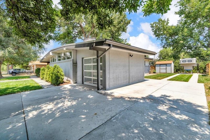 2723 Euclid Pl, Centennial, CO 80121