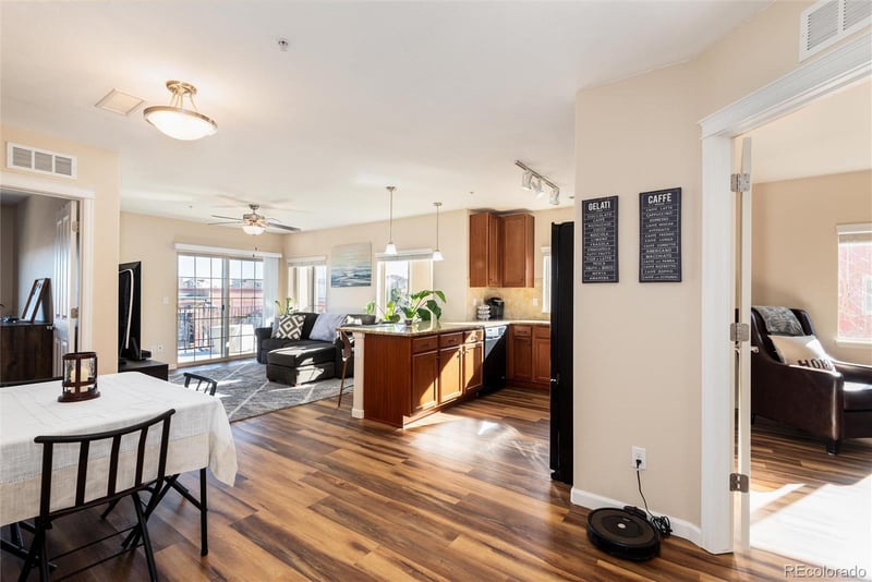 1162 Rockhurst Dr #307, Highlands Ranch, CO 80129