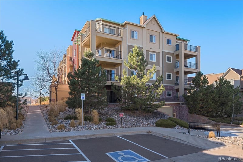 1162 Rockhurst Dr #307, Highlands Ranch, CO 80129