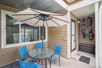 8095 Colorado Ave #5, Denver, CO 80231