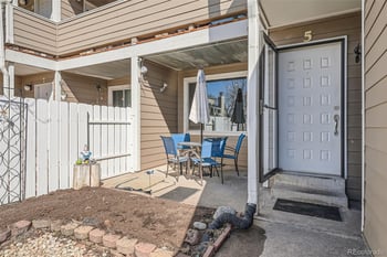 8095 Colorado Ave #5, Denver, CO 80231
