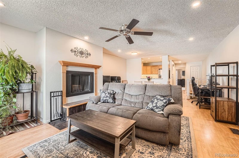 8095 Colorado Ave #5, Denver, CO 80231