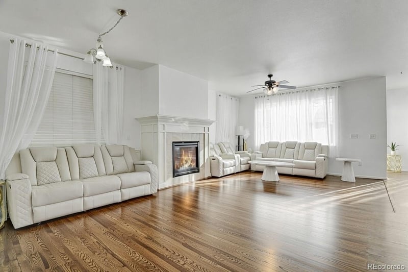 25566 4 Pl, Aurora, CO 80018