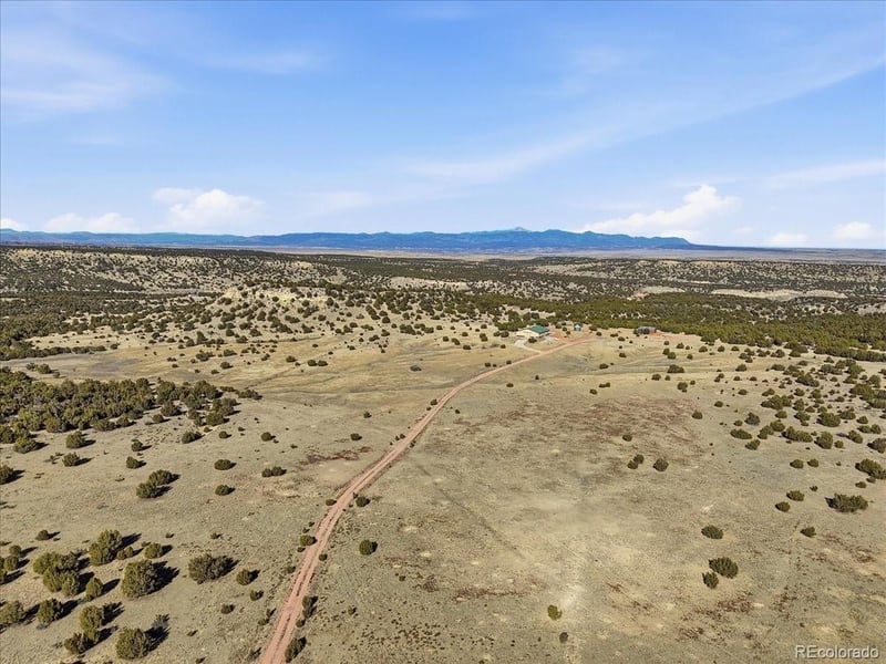 7825 Soda Creek Rd, Pueblo, CO 81005