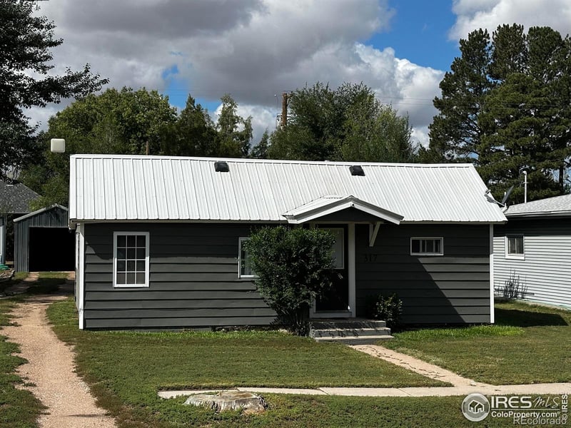 317 Weld St, Otis, CO 80743